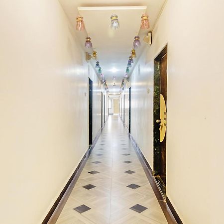 Spot On Harihar Lodging And Yatri Niwas Hotel Kolhapur Exterior photo